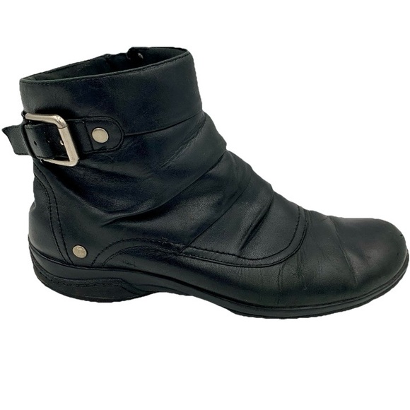 Clarks Christine Club Ankle Boots Leather Black Buckle Zip Women 10W Wide Biker - Picture 1 of 10